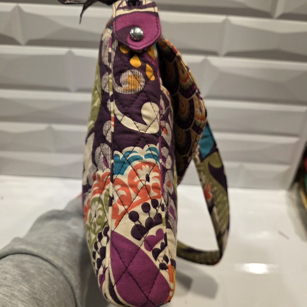 Vera Bradley PLUM CRAZY Hipster Purse Shoulder Crossbody Purple Floral Organizer - Picture 6 of 14